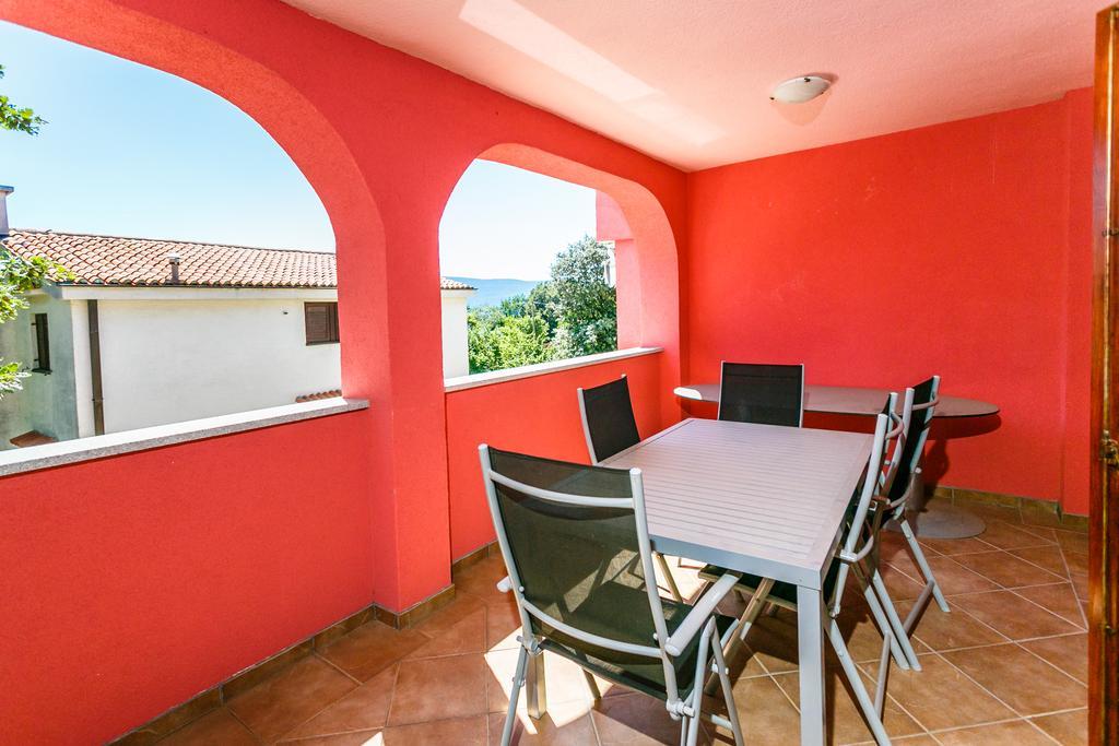 Apartments Josip Пінезіци Номер фото